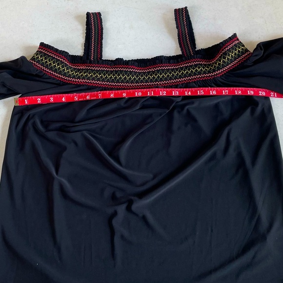 White House Black Market • Embroidered Black Tank-top Blouse Short Sleeve Top - Picture 6 of 10